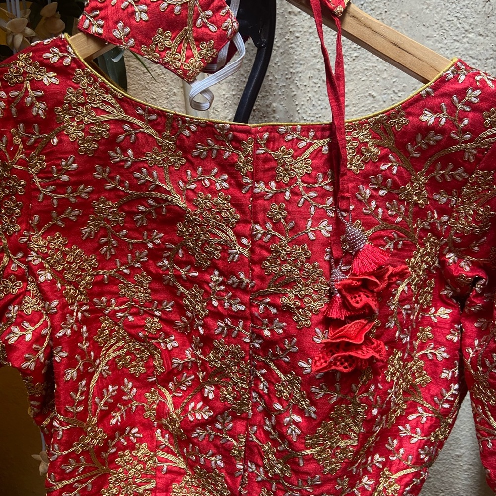 Set of  Blouse+Mask+Belt. Size - L - Picture 4 of 14